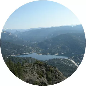 Mammoth Pool Reservoir - Reservoir in California