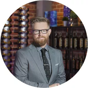 Man Vs Master: Chef BattleSince 2018 - 2018 ‧ 1 season