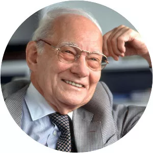 Manfred Eigen photograph