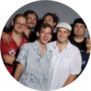 Mango Molas - Musical group