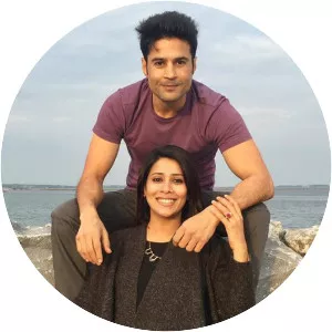 Manjiri Kamtikar - Rajeev Khandelwal's wife