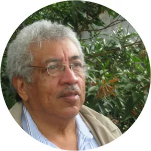 Manlio Argueta