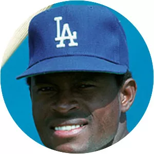 Manny Mota - Baseball outfielder
