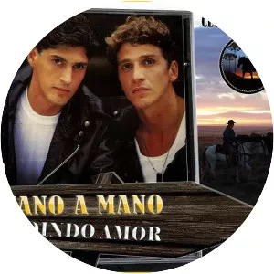 Mano a Mano photograph