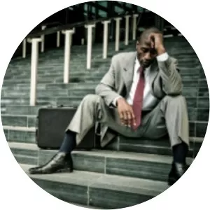 Mano Tuju photograph