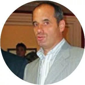 Manol Velev