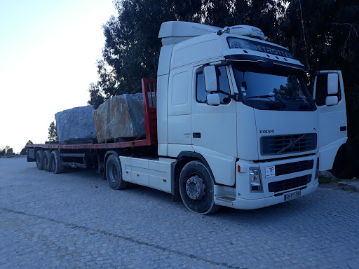 Manos Ferreira - Sociedade De Terraplanagens, Lda. - 