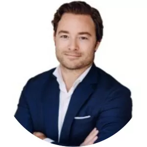 Manuel De la Serna photograph