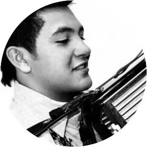 Manuel Julian - Musician