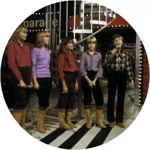 Manuel & Pony - Musical group