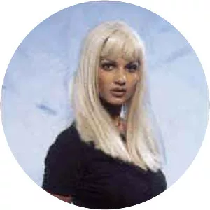 Manuela Ray - Musical artist