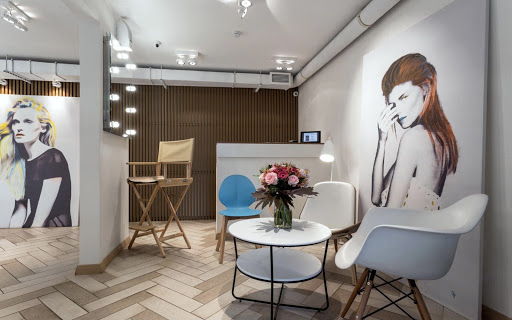 Many Hands - Between Us Girls