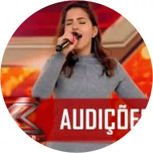 Marcela Bueno - Musical artist