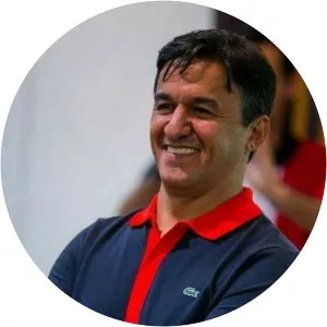 Marcello Brayner - Singer