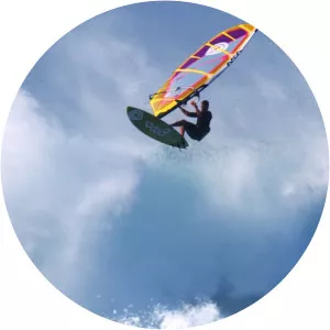 Marcilio Browne - TV personality