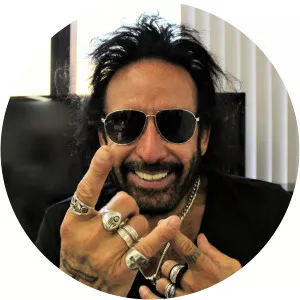 Marco Mendoza - American musician