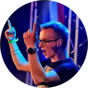 Marcus Decks - Musical artist