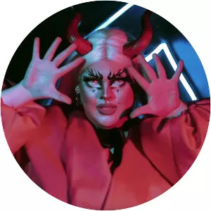 Margaret Y Ya - Musical artist