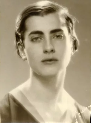 Margarita Gil Roësset