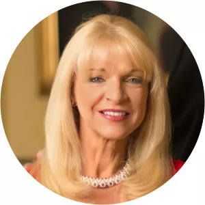 Margo Vondersaar Catsimatidis - John Catsimatidis' wife