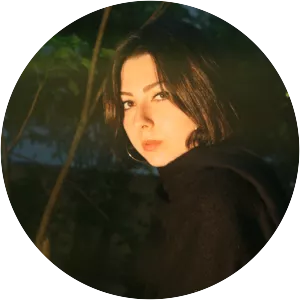 Mari Herzer - Musical artist