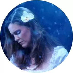 Mari Youngblood - Singer