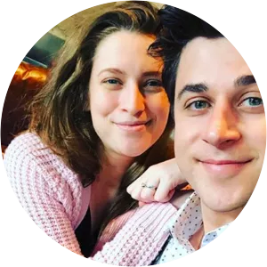 Maria Cahill - David Henrie's wife