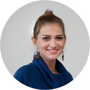 Maria Celeng - Opera singer