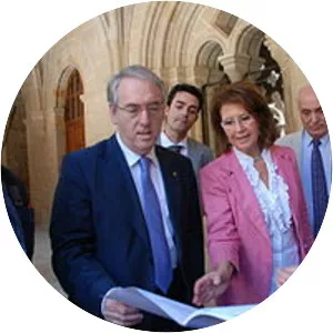 Maria Glòria Renom i Vallbona - Politician