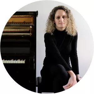 María Laura Antonelli - Musical artist