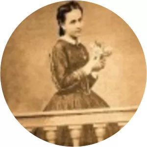 María Santos Corrales