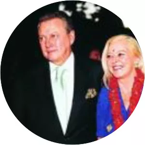 María Teresa Ortiz-Bau - Carlos Larrañaga's ex-wife
