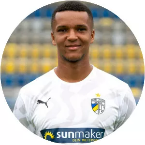 Marian Sarr - German football player