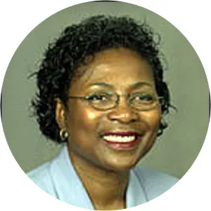 Marian Washington - Basketball coach
