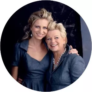 Marianna Stuhr - Artist