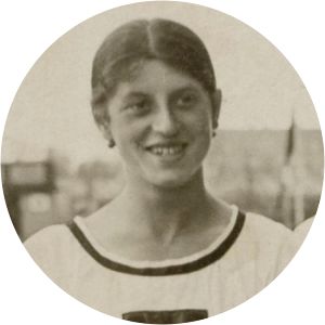 Marie Dollinger