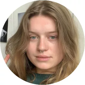 Marie Ulven - Musician