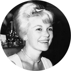 Marilyn June Hawley - Barron Hilton's wife