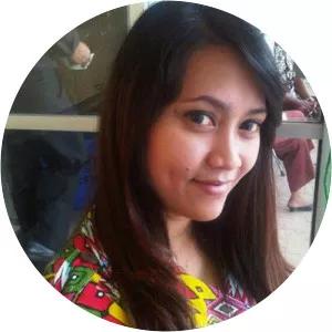 Marina Gardena - Actress ‧ Rudy Salam's wife