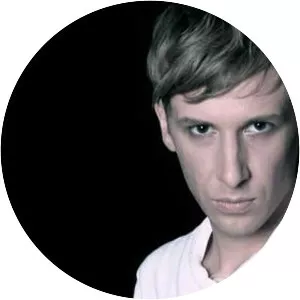 Mario Basanov & Vidis - Musical artist