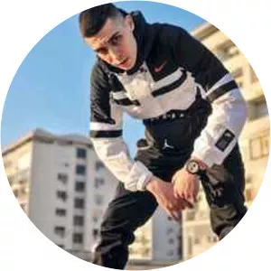 Mario Jelikj Kun - Musician