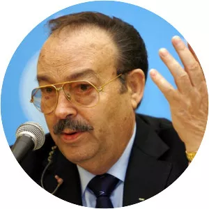 Mario Vázquez Raña