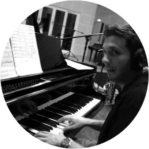 Marios Takoushis - Pianist