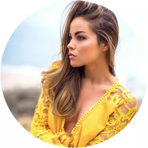 Marisa Butler - Model