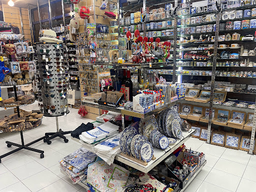 Marisa Mini Supermarket and Souvenir - Ticket office