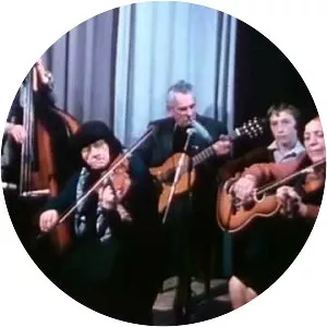 Mariška Holoubek Funjak - Violinist