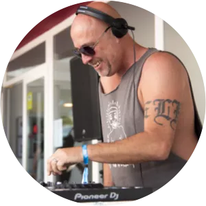 Mark Archer - Musical artist