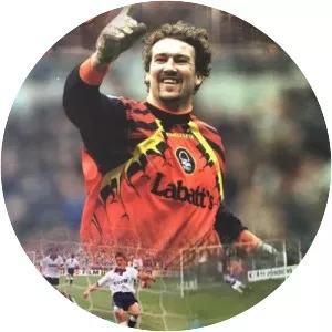 Mark Crossley - Football coach