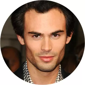 Mark-Francis Vandelli - TV personality