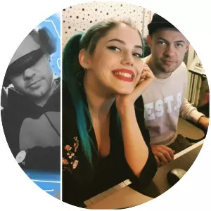 Mark Les - Musical artist